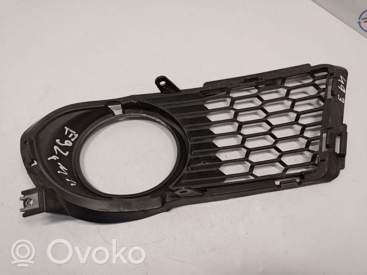 BMW 3 E92 E93 Grille antibrouillard avant 51118038936