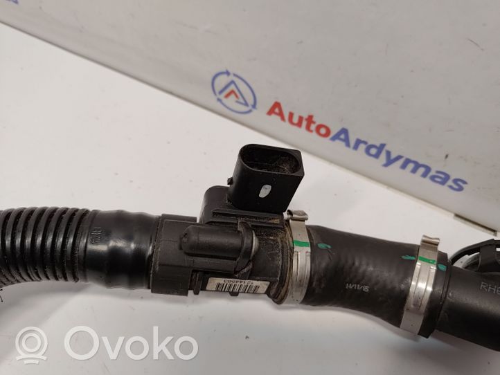 BMW M5 Oro paėmimo kanalo detalė (-ės) 11727835409