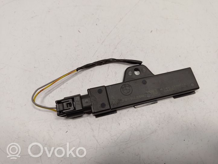 BMW 2 F22 F23 Antena wewnętrzna 65209220831