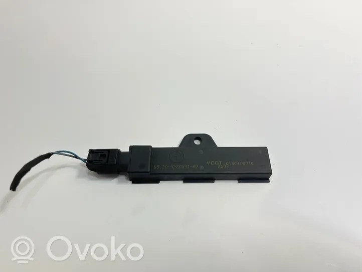 BMW 5 F10 F11 Antena wewnętrzna 65209220831