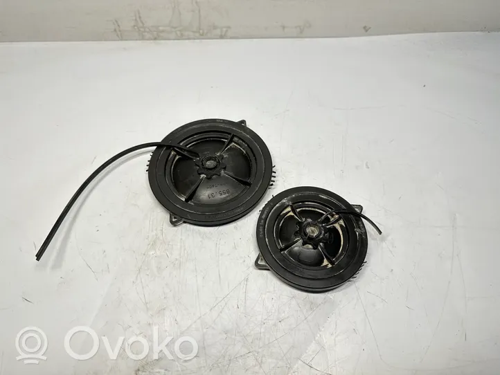 BMW 7 F01 F02 F03 F04 Osłona żarówki lampy przedniej 63117225300