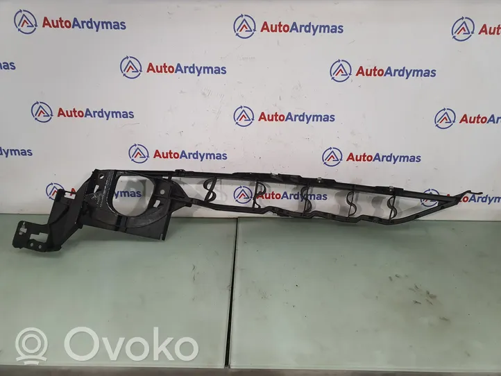 BMW X5 E70 Supporto di montaggio del parafango 7157990