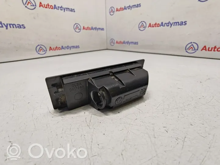 BMW 1 E81 E87 Lampa oświetlenia tylnej tablicy rejestracyjnej 7165735