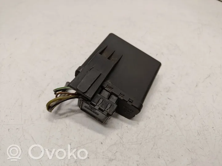 BMW 3 E30 Przekaźnik / Modul układu ogrzewania wstępnego 1286622