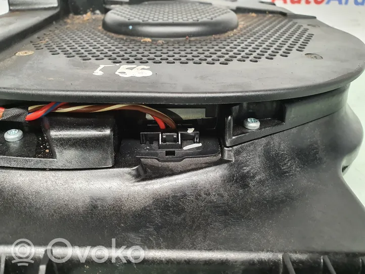 BMW 7 E65 E66 Subwoofer-bassokaiutin 6907652