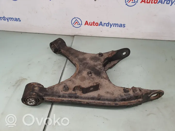 BMW 7 E38 Triangle bras de suspension supérieur arrière 33321090031