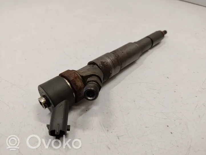 BMW 7 E38 Fuel injector 2354000