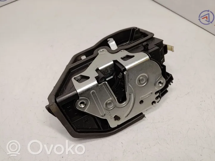 BMW 3 F30 F35 F31 Serrure de porte arrière 7229459