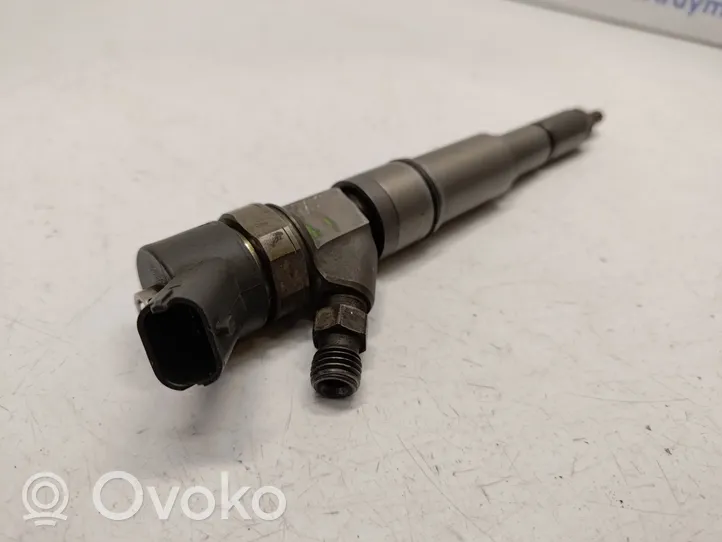 BMW 5 E39 Fuel injector 2354093