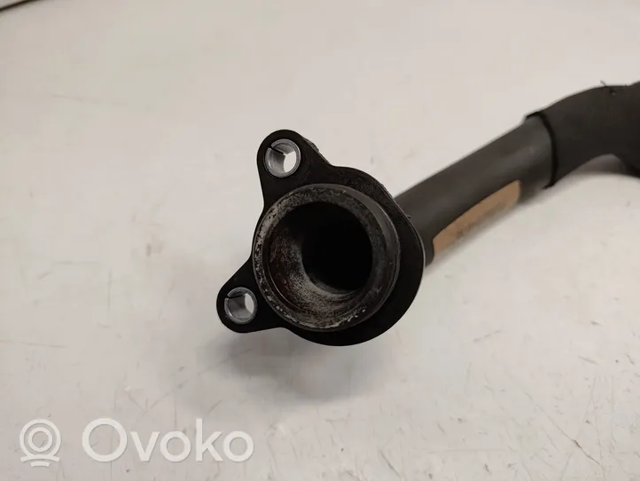 BMW 4 F32 F33 Engine coolant pipe/hose 7598234