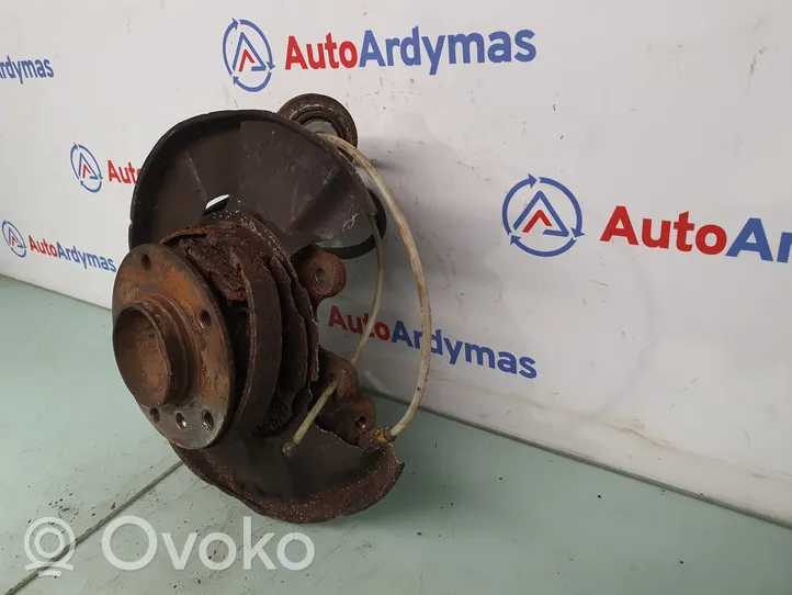 BMW 3 E90 E91 Pivot de moyeu arrière 6774809