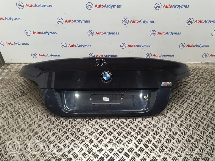 BMW 5 E60 E61 Takaluukun/tavaratilan kansi 7168761