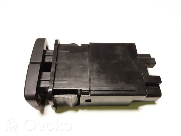 Toyota Land Cruiser (J100) Otros interruptores/perillas/selectores 4130F8N