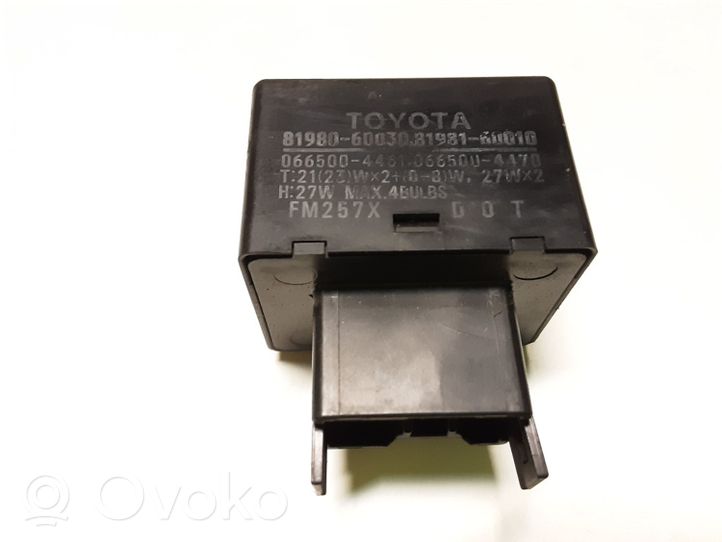 Toyota Land Cruiser (J100) Muu rele 8198060030