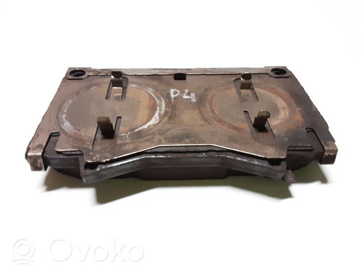 Toyota Land Cruiser (J100) Brake pads (front) 