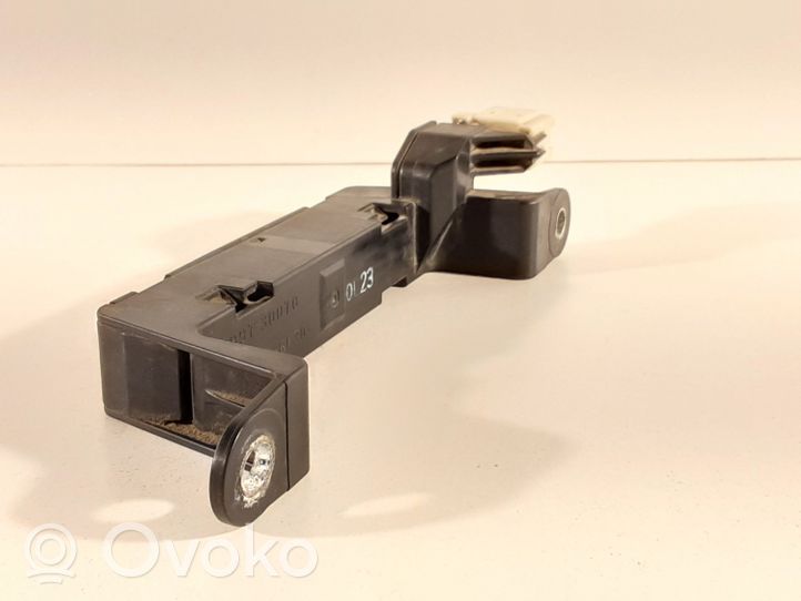 Toyota Prius (XW30) Antena systemu bezkluczykowego 8999730070