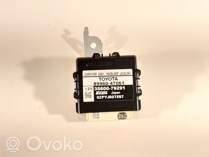 Toyota Prius (XW30) Module d'éclairage LCM 8996047061