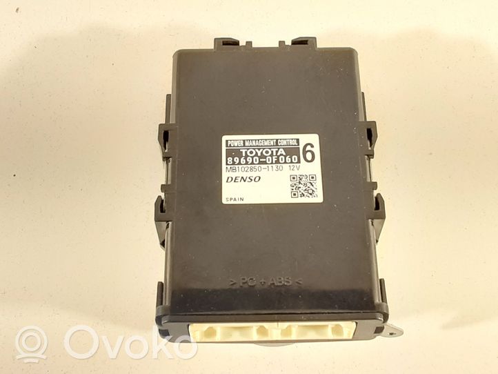 Toyota Verso Centralina/modulo motore ECU 896900F060