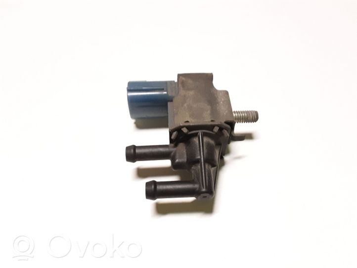 Nissan X-Trail T30 Vacuum valve FDBD100