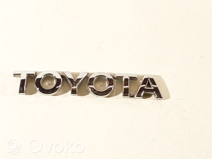 Toyota Verso Gamintojo ženkliukas/ modelio raidės 