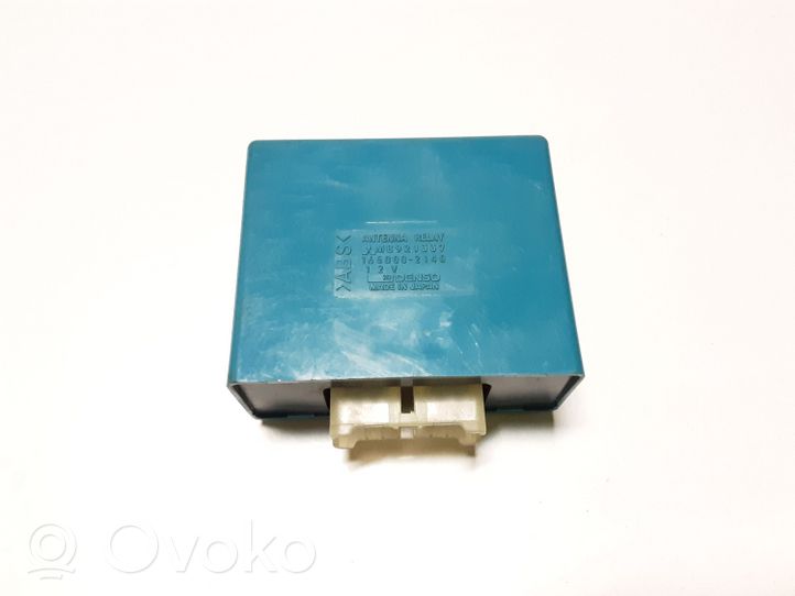 Mitsubishi Pajero Module unité de contrôle d'antenne MB921337