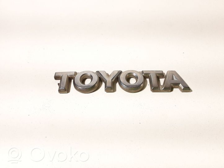 Toyota Corolla E120 E130 Gamintojo ženkliukas/ modelio raidės 