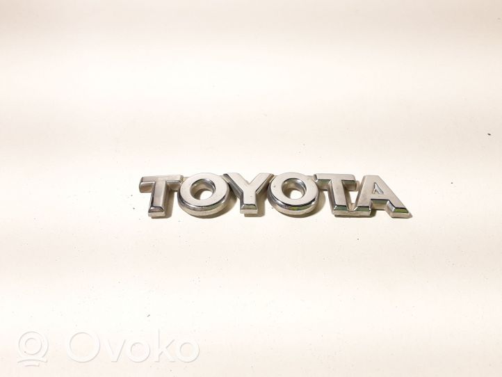 Toyota Yaris Emblemat / Znaczek tylny / Litery modelu 