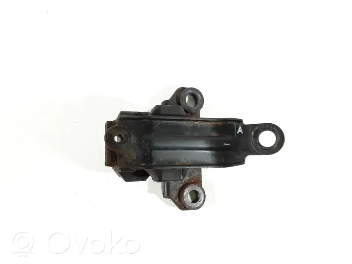 Mazda CX-3 Supporto della scatola del cambio D09T39070