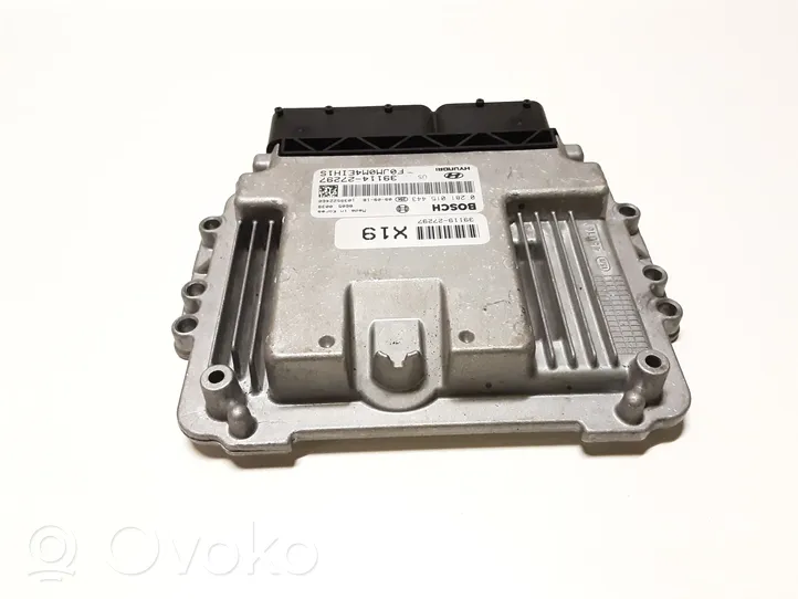 Hyundai Tucson JM Dzinēja vadības bloks 0281015443