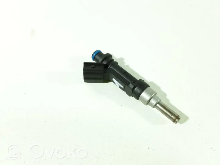 Toyota Auris 150 Injecteur de carburant 2320947010