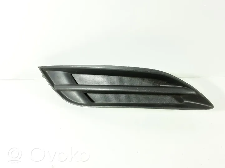 Toyota Auris 150 Kratka dolna zderzaka przedniego 8148102040