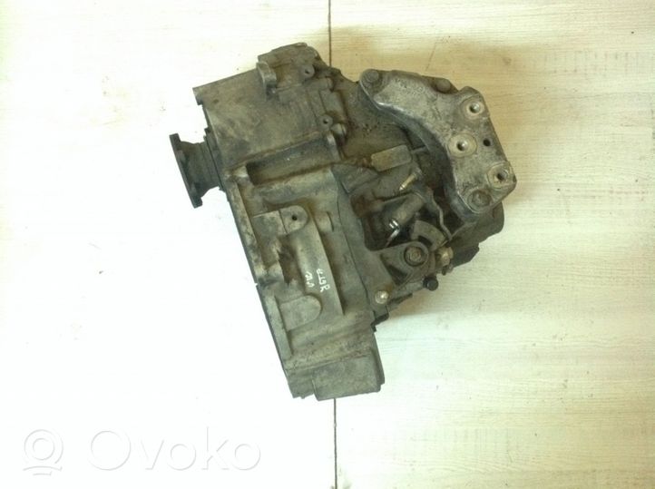 Volkswagen Jetta V Manual 5 speed gearbox 