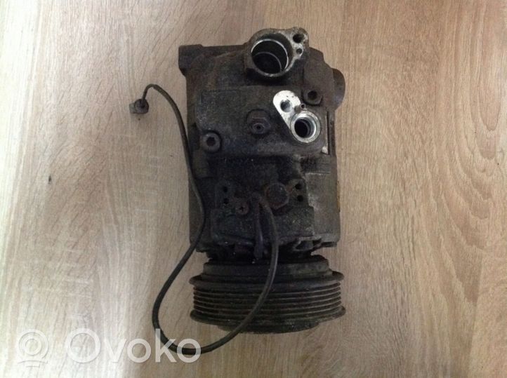 Audi A8 S8 D2 4D Compressore aria condizionata (A/C) (pompa) 