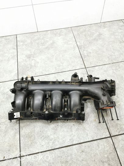 Mercedes-Benz CLA C117 X117 W117 Intake manifold A2700900737