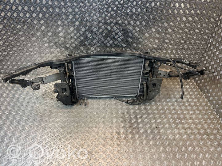 Mercedes-Benz E W211 Pannello di supporto del radiatore 0130303978