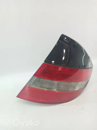 Mercedes-Benz CLC CL203 Lampa tylna A2038205264