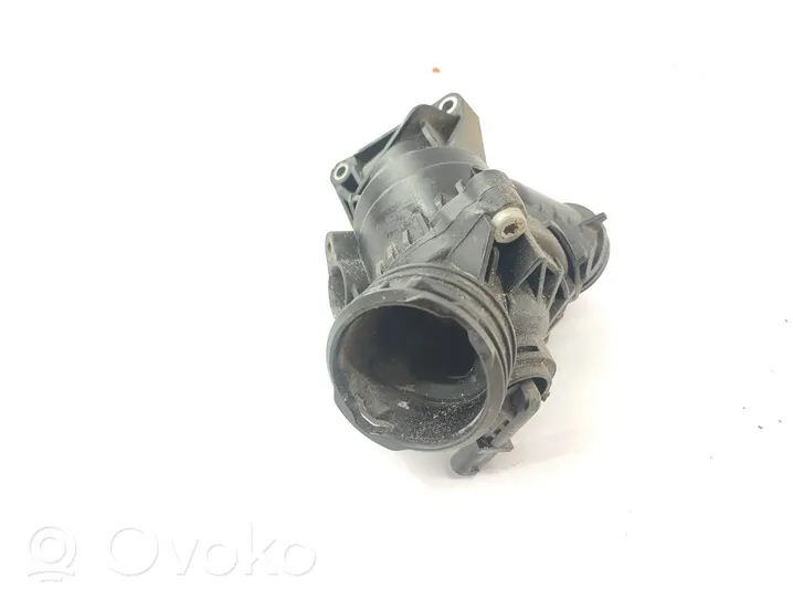 Mercedes-Benz C AMG W205 EGR termostats A2762000315