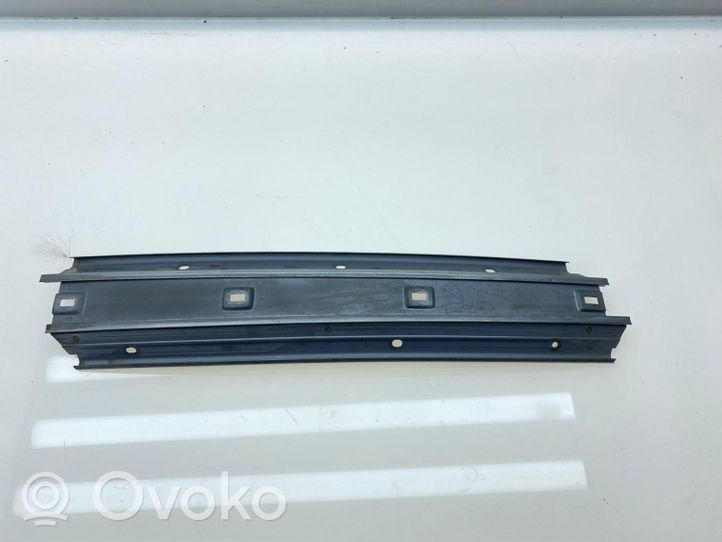 Subaru Outback Muu kynnyksen/pilarin verhoiluelementti 51425AG01A9P