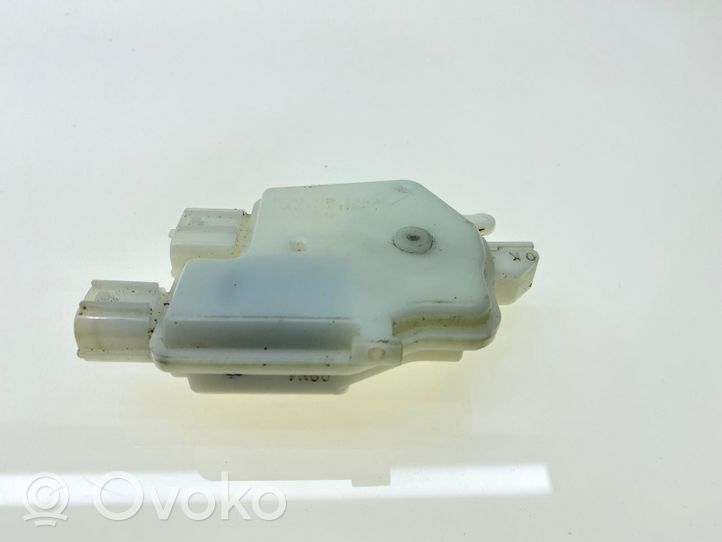 Subaru Outback Silniczek / Siłownik zamka centralnego 61100AG01A