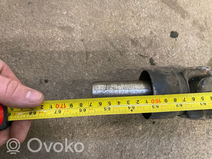 Subaru Outback Kardanas komplekte 27111AG000