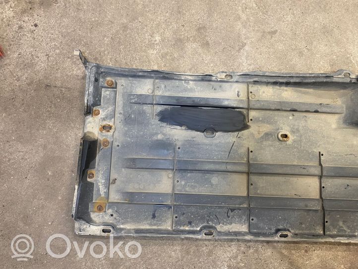 Subaru Legacy Osłona środkowa podwozia 56411AG000