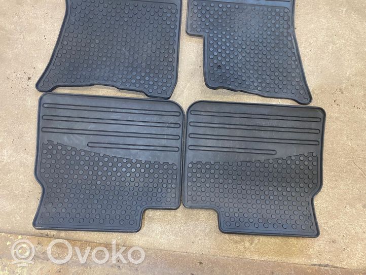 Subaru Legacy Set di tappetini per auto 