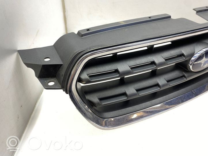 Subaru Outback Maskownica / Grill / Atrapa górna chłodnicy 