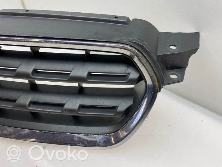 Subaru Outback Maskownica / Grill / Atrapa górna chłodnicy 