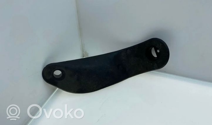 Subaru Legacy Morsetto di fissaggio a clip per tappetini 36025AE000