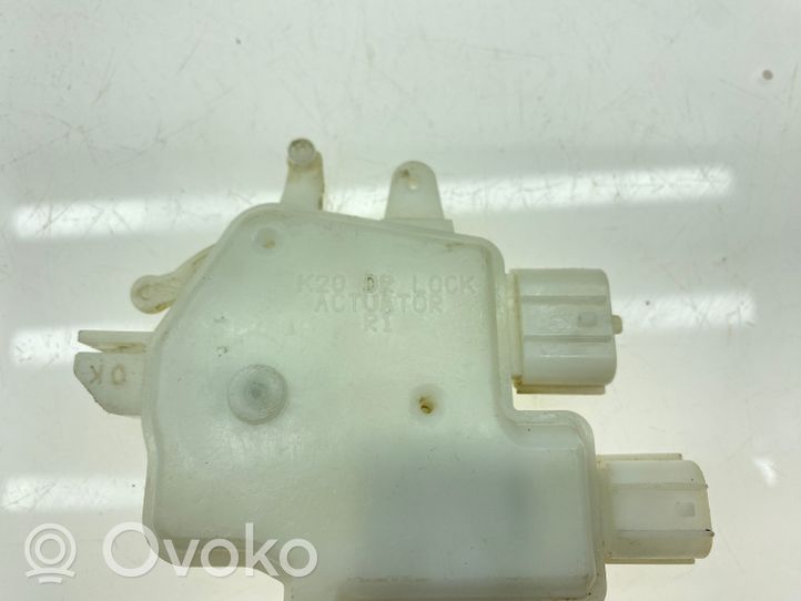 Subaru Legacy Front door lock motor 61100AG00A