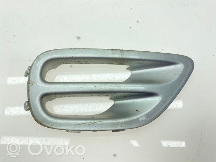 Subaru Legacy Etusumuvalon ritilä 57731AG020