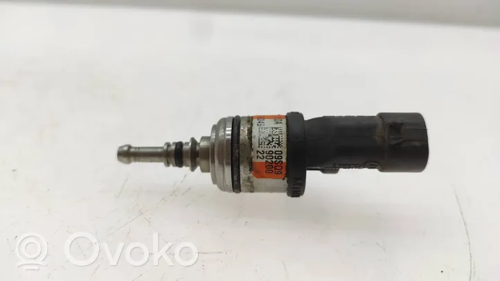 Subaru Outback Wtryskiwacz gazu LPG 67R010223