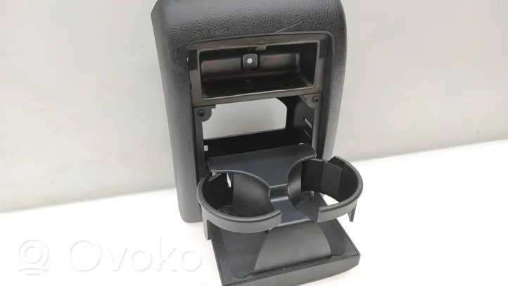 Subaru Legacy Cup holder back 