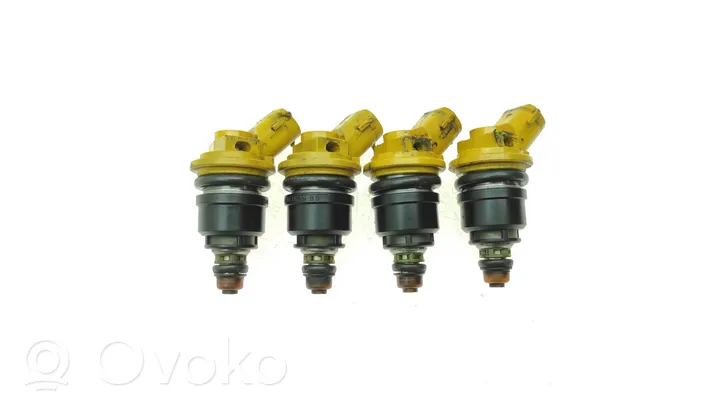 Subaru Forester SF Fuel injectors set 